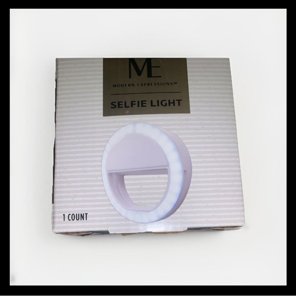 Modern Expressions Phone Selfie Light Ring-Universal-Clip On- Brand New Sealed